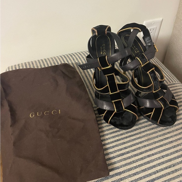 Gucci - Picture 2 of 4